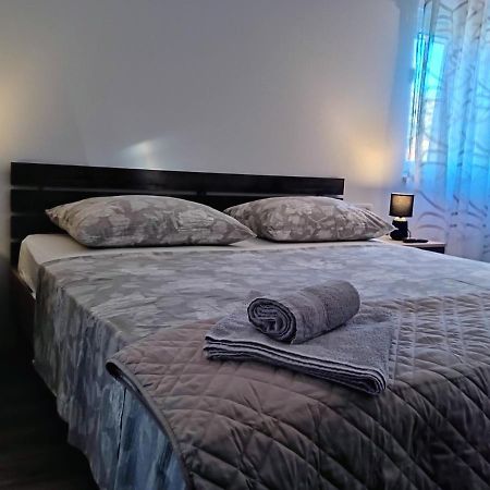 Apartmentt Vinko Bilota 希杰·弗朗吉卡 外观 照片