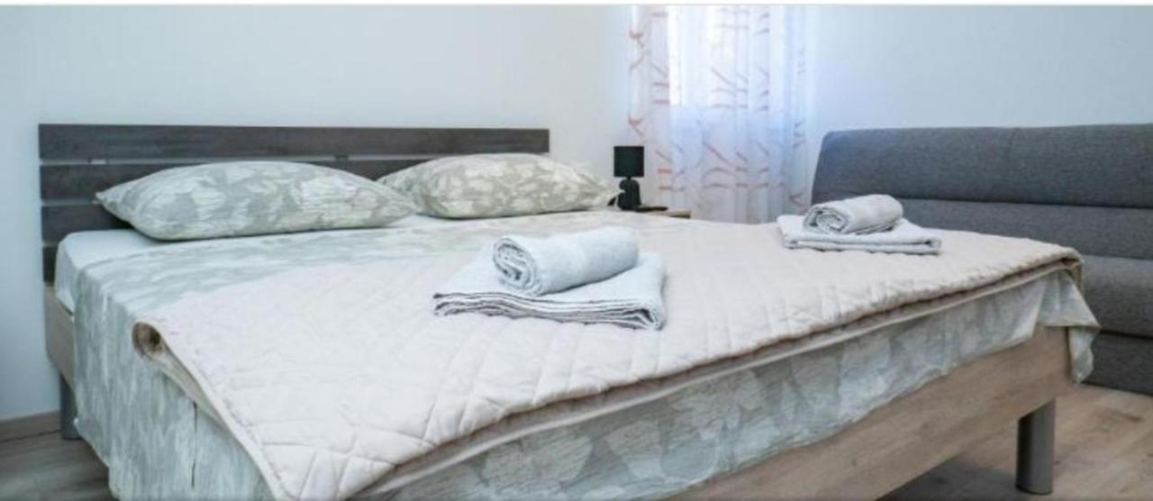 Apartmentt Vinko Bilota 希杰·弗朗吉卡 外观 照片