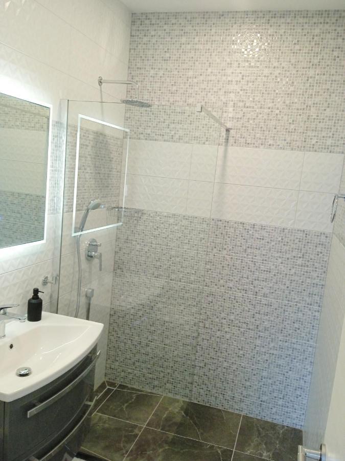 Apartmentt Vinko Bilota 希杰·弗朗吉卡 外观 照片